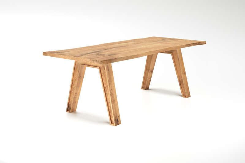 Massivholztisch mit Baumkante aus Eichenholz nach Maß Laurenz