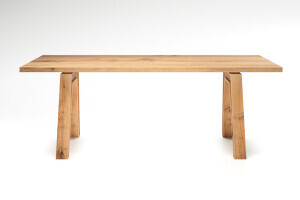 Esszimmertisch mit Tischbeinen aus Eichenholz vom Modell Laurenz