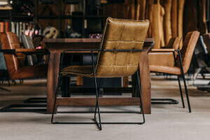 Leder Stuhl minimalistisch modern