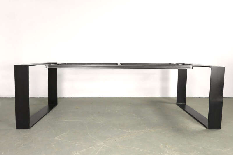 Stahl Tischgestell selbsttragend dreiteilig