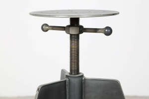 Industriedesign Stahl Tischgestell h&ouml;henverstellbar Milton Rohstahl - #custom.ansicht# 5