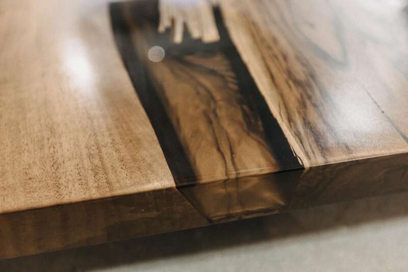 Amerikanische Baumkanten Tischplatte aus Nussbaum 200 x 120 cm - Ansicht 4