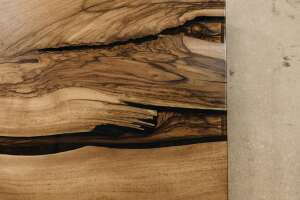 Amerikanische Baumkanten Tischplatte aus Nussbaum 200 x 120 cm - #custom.ansicht# 6
