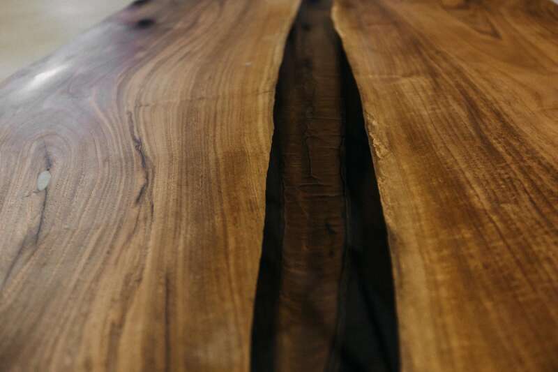 Amerikanische Baumkanten Tischplatte aus Nussbaum 210 x 105 x 5 cm - #custom.ansicht# 7