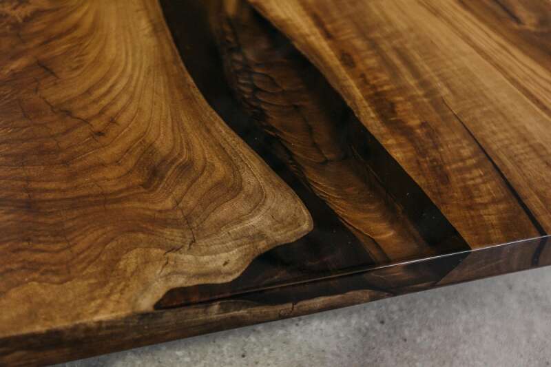 Amerikanische Baumkanten Tischplatte aus Nussbaum 210 x 105 x 5 cm - Ansicht 6