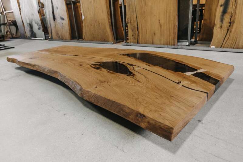 Baumkanten Tischplatte aus Esche 280 x 120 x 6 cm - Ansicht 1