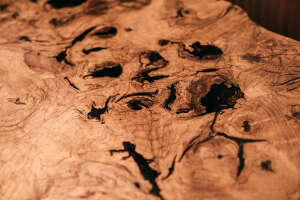Massivholz Esche Couchtischplatte - Naturbelassene Baumkante 150 x 100 x 6 cm - #custom.ansicht# 7