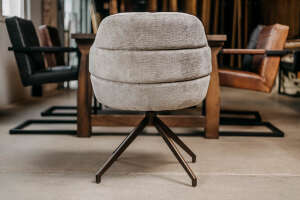 Imposanter Armlehnstuhl mit schicker Steppung und Stoffbezug Lilly-Q - #custom.ansicht# 4